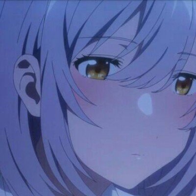 男子在深圳北站台抽烟？12306回应